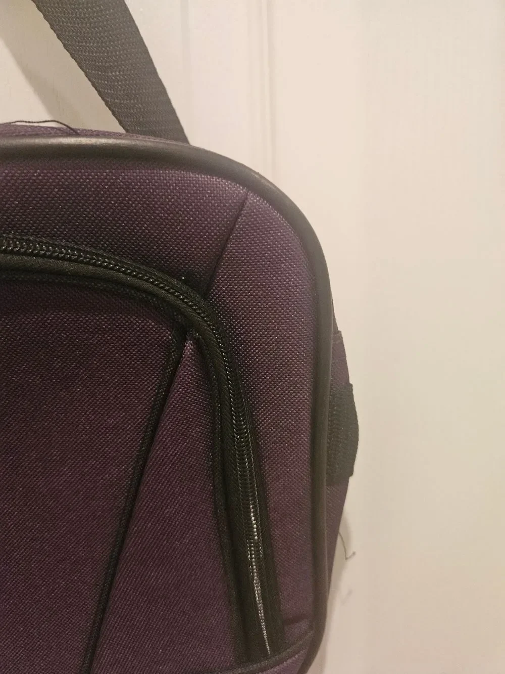 American Tourister spacious men